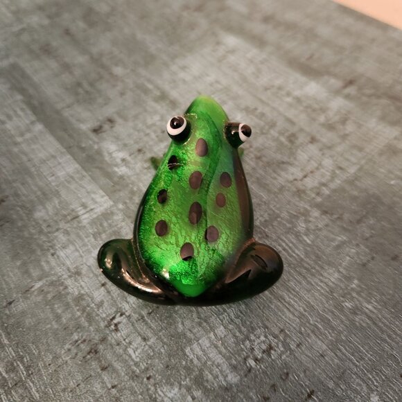 Sold - Picture 3 of 6